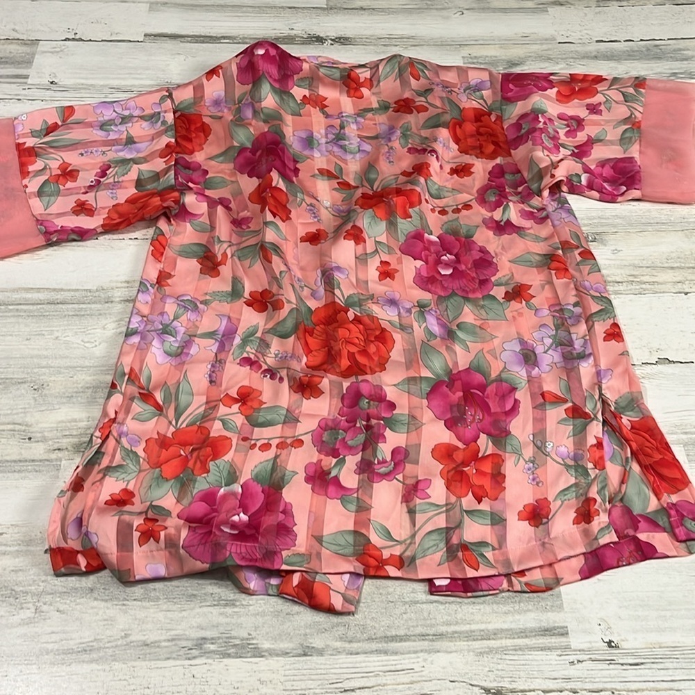 Victoria’s Secret Vintage Robe - Picture 7 of 9